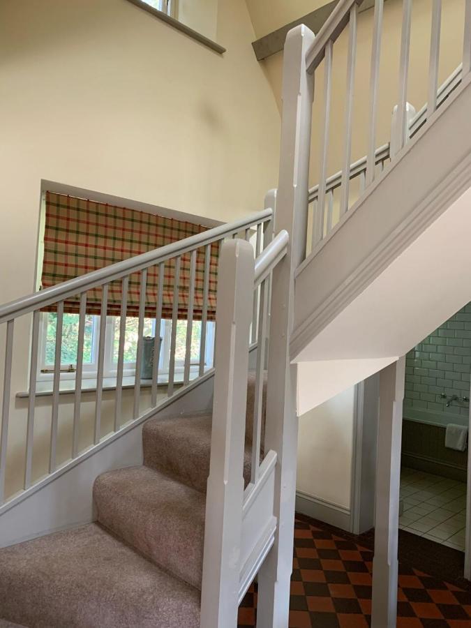 Thornton Manor - Holiday Cottages And Apartments Heswall Eksteriør bilde