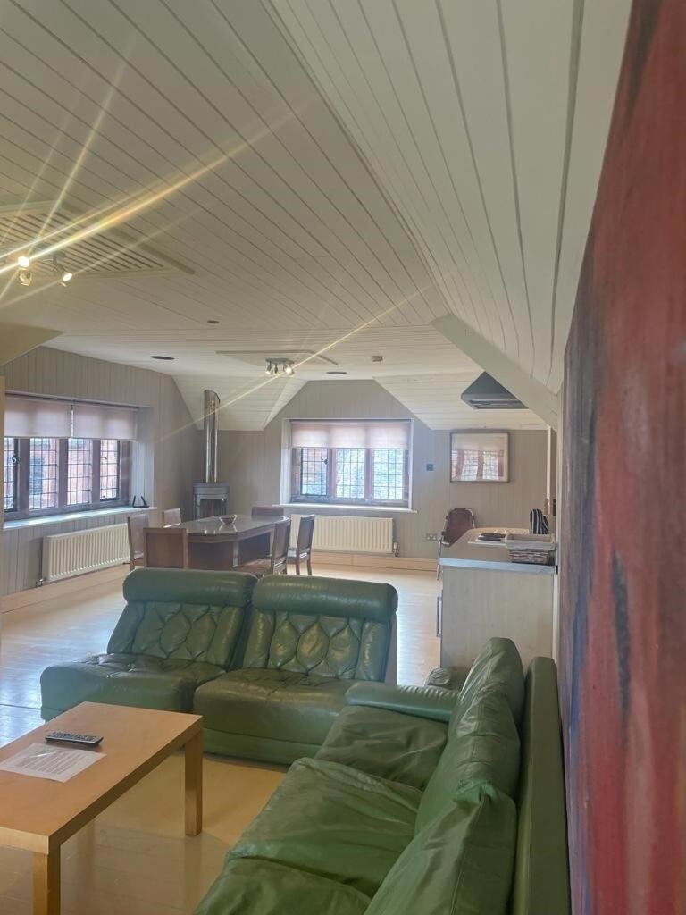 Thornton Manor - Holiday Cottages And Apartments Heswall Rom bilde